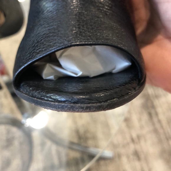 Authentic BURBERRY BOOT HEELS-size US 7/5 - Picture 5 of 16